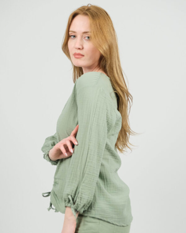 Büzgü Detaylı Pamuklu Bluz